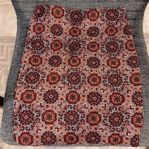 Loft Medallion Pencil Skirt- size 6